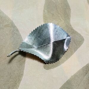 Vintage Beau Sterling Leaf Brooch/Pin